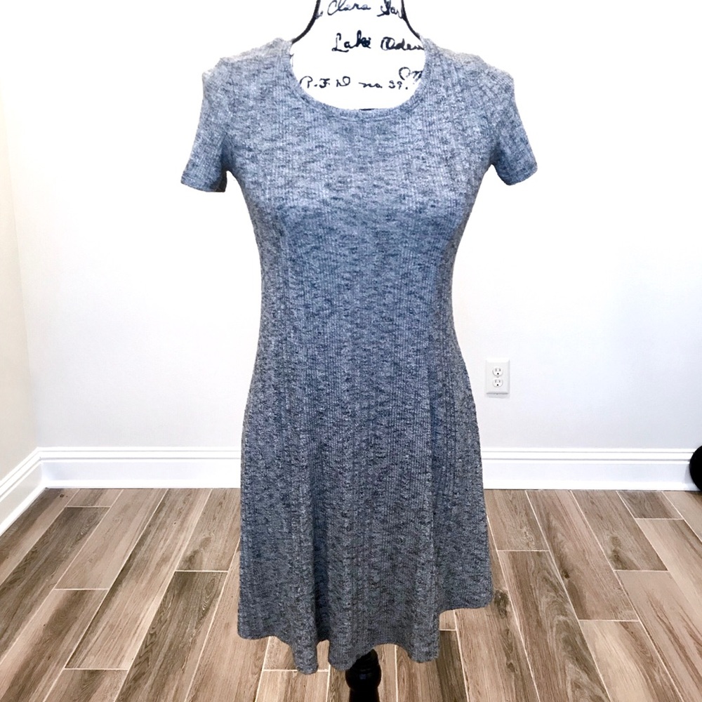 ✨4/$20 Forever 21 Women’s Knit Dress